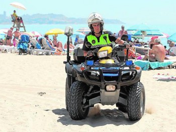 Полиция усилит контроль за порядком на пляжах Валенсии 