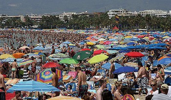Испания установила исторический рекорд по числу иностранных туристов