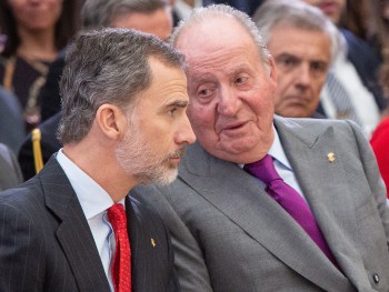 Король Испании отказался от наследства отца и лишил его финансирования 