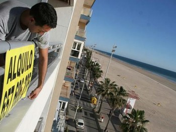 Испании зафиксировано резкое падение цен на аренду жилья