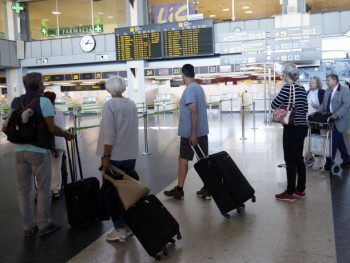 Пассажиропоток аэропорта Валенсии пять месяцев подряд фиксирует рекордные показатели