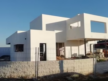 В Испании выставлено на продажу 450.000 совершенно новых домов, которые никто не хочет покупать