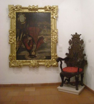 Месть народа испанскому королю: его портрет висит вниз головой.  